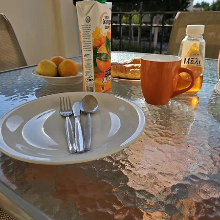 The Brightstay Paphos, 2 Bed Apt, Riviera, Universal *