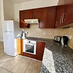 Apartament The Brightstay Paphos, 2 Bed Apt, Riviera, Universal