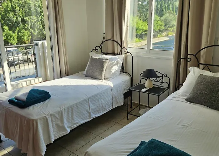 The Brightstay Paphos, 2 Bed Apt, Riviera, Universal Apartment Paphos