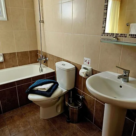 Apartmán The Brightstay Paphos, 2 Bed Apt, Riviera, Universal Paphos